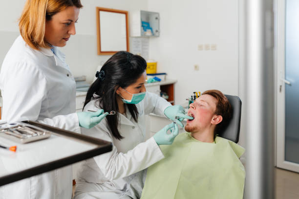 Best Weekend Emergency Dentist in Shorewood, IL